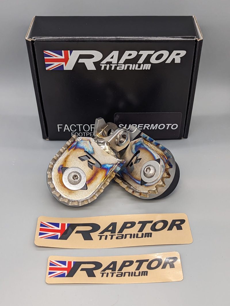 RSM002 Raptor Titanium footpegs