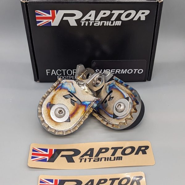 RSM002 Raptor Titanium footpegs