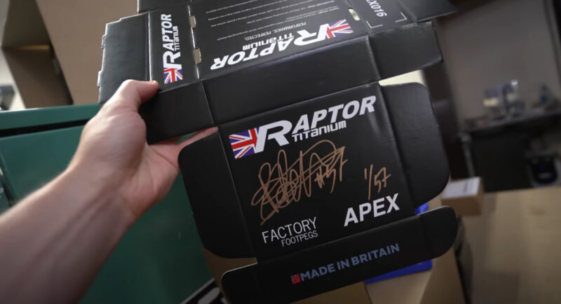 billy bolt signing bb57 footpegs at raptor titanium 2 billy bolt signing bb57 footpegs at raptor titanium 2